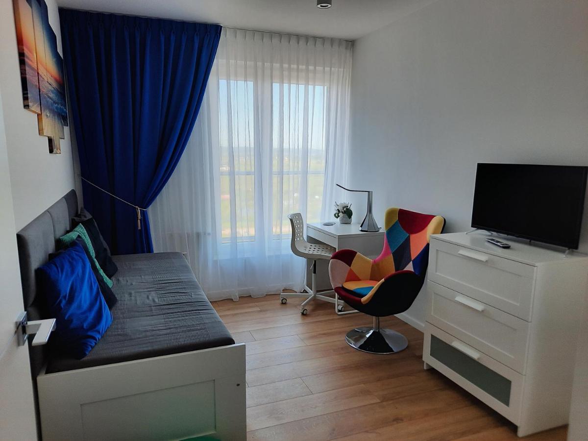 Aqua Sunset Apartment *