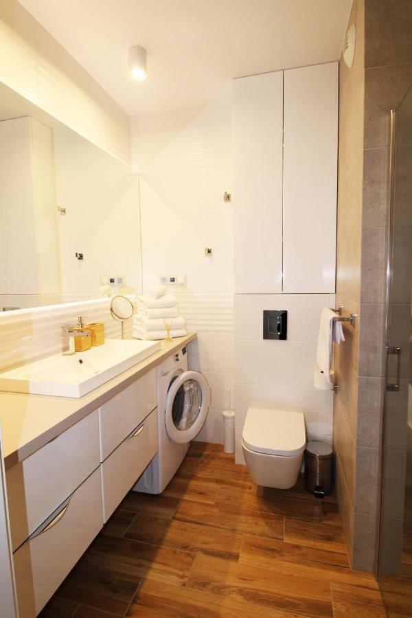 Aqua Sunset Apartment
